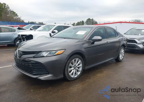 2018 Toyota Camry Le from USA, damaged, VIN 4T1B11HK9JU553107
